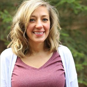 Meet your Posher, Brooke